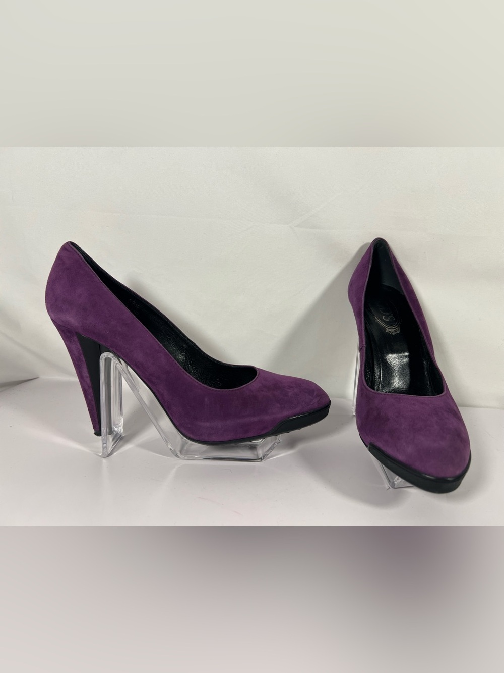 7050: Tod’s Purple Suede Platform Pumps Heels Size 39.5 Made Italy